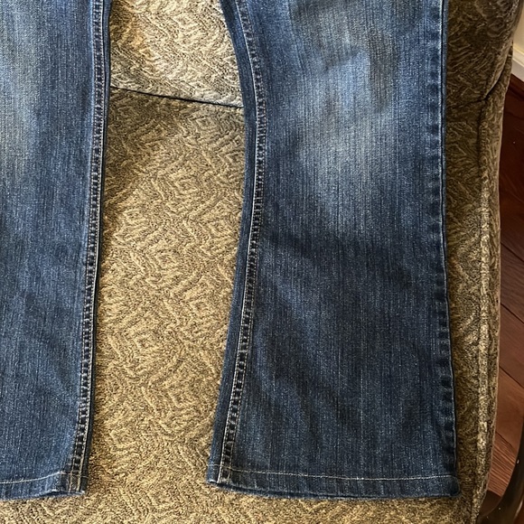 Authentic Burberry woman’s size 10 Jeans - Picture 5 of 16